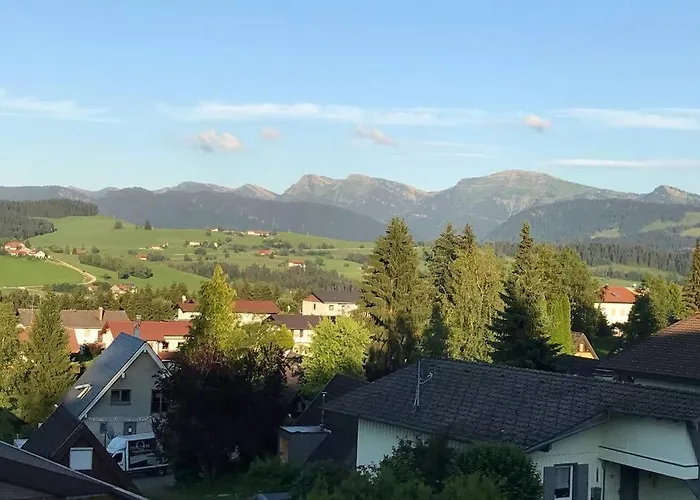 - Modernes Zuhause Mit Allgaeu Aussicht *