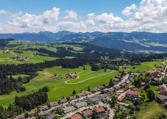- Modernes Zuhause Mit Allgaeu Aussicht *